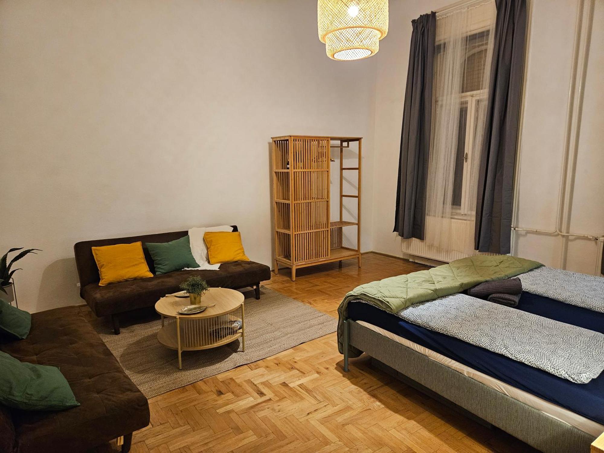 Downtown Gem Rooms Budapest Esterno foto